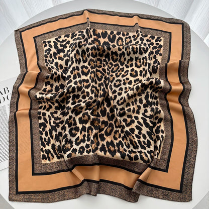 Pañuelo de Satén Estampado para Mujer | Cuadrado 70×70