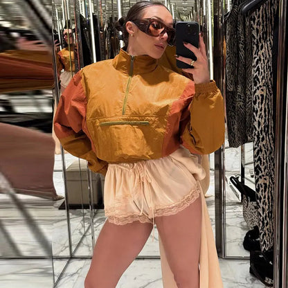 Anorak Cropped Colorblock para Mujer | Cuello Alto