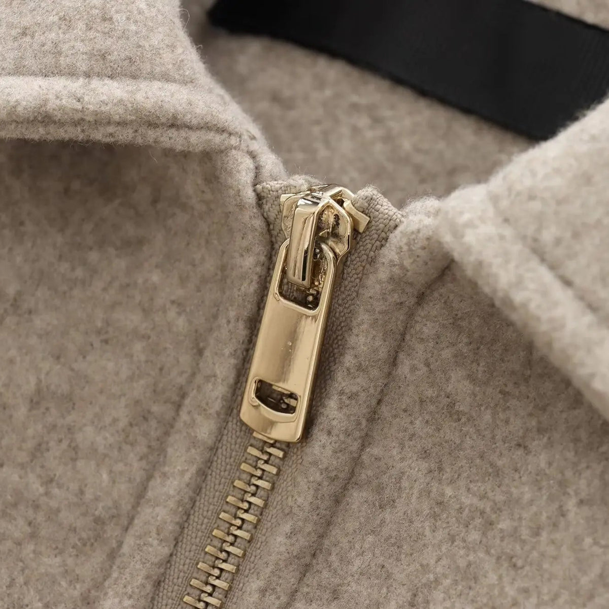 Chaquetón Corto de Invierno para Mujer | Cuello Camisero