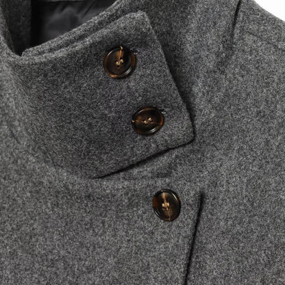 Abrigo Corto de Cuello Alto para Mujer | Chaquetón Efecto Paño con Botones Asimétricos