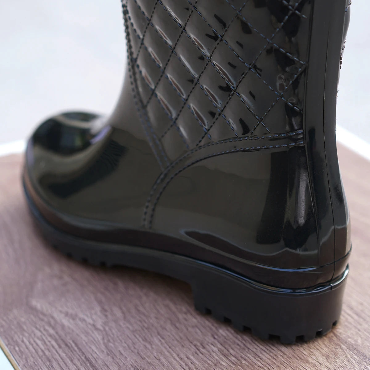 Botas de Agua Negras para Mujer | Botas de Lluvia Acolchadas con Cordón