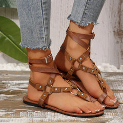 Sandalias Romanas Planas para Mujer | Sandalias de Verano con Hebilla y Tachuelas