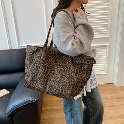 Bolso Bandolera de Leopardo para Mujer | Efecto Ante