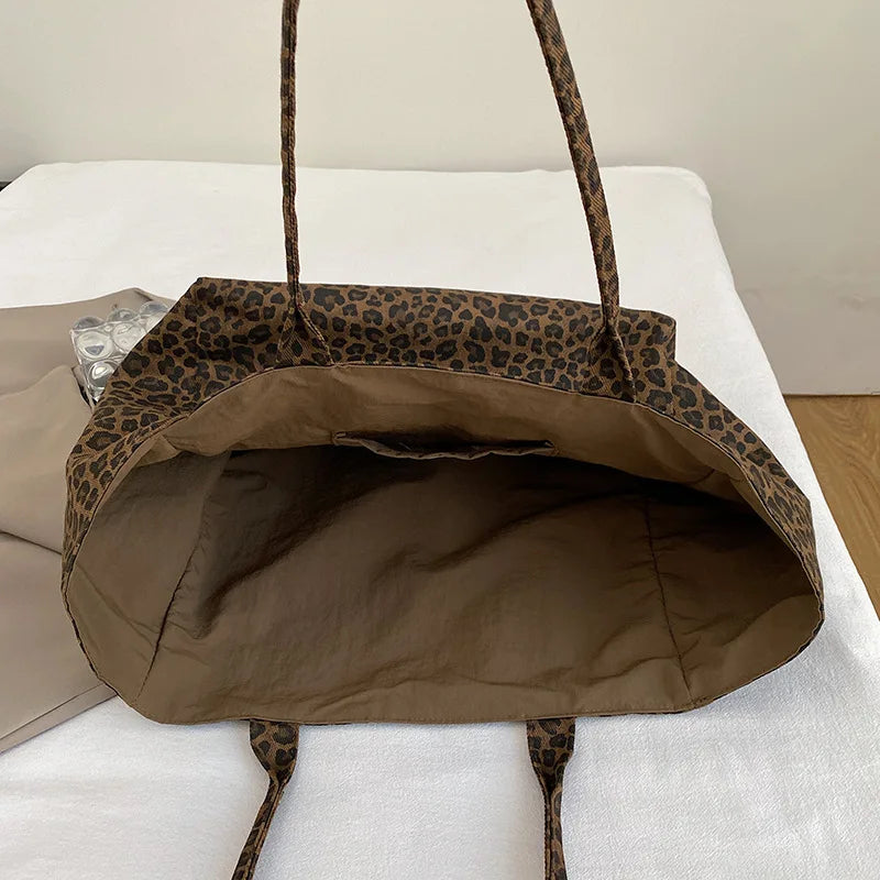 Bolso Bandolera de Leopardo para Mujer | Efecto Ante