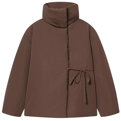 Chaqueta Acolchada Corta Marrón para Mujer | Chaquetón Cuello Alto con Cordón