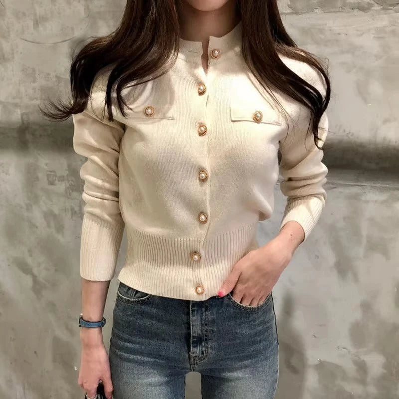 Cárdigan Corto para Mujer | Chaqueta de Punto Entallada con Botones Dorados
