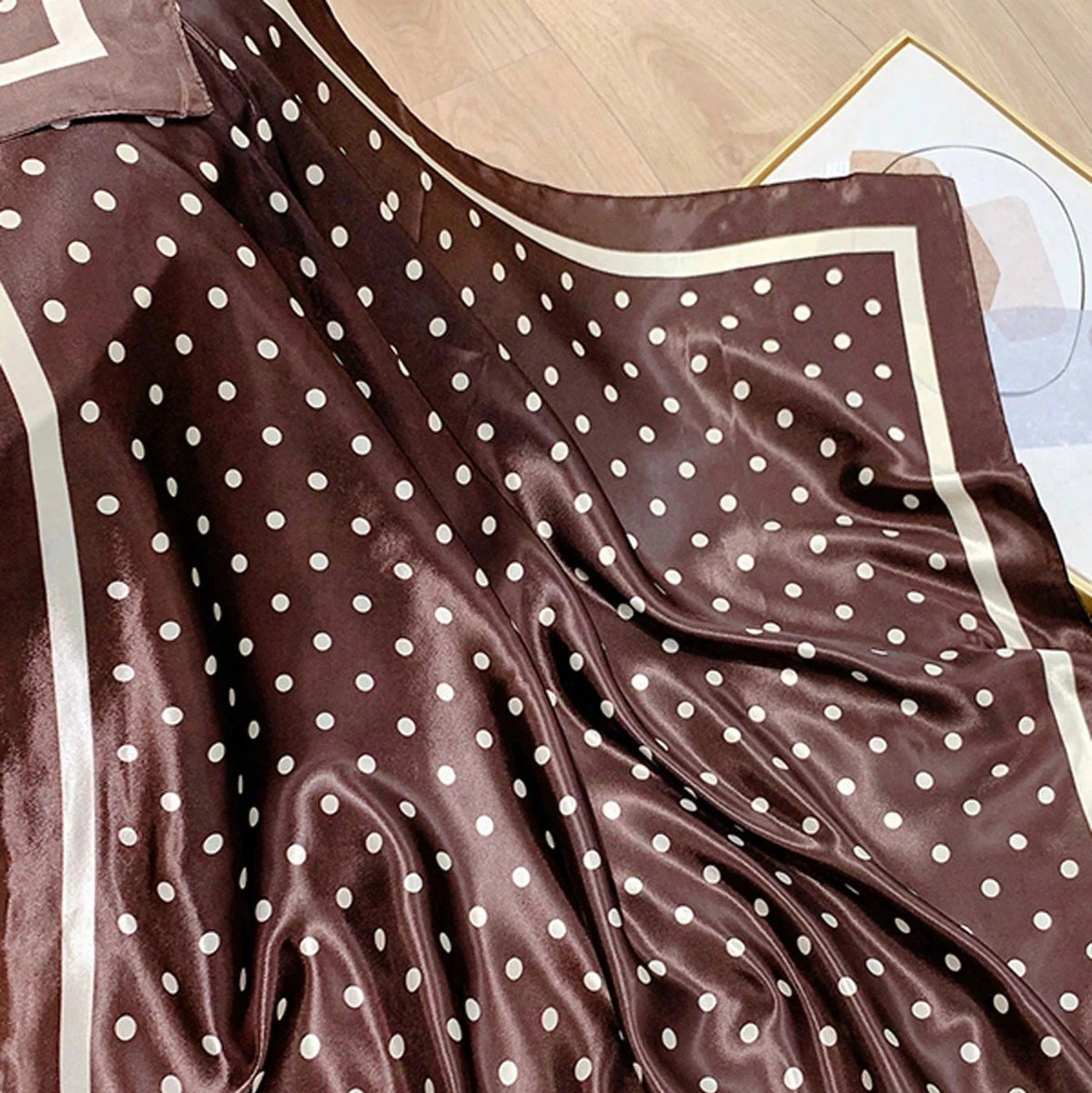 Fular de Satén Estampado para Mujer | Cuadrado 90×90