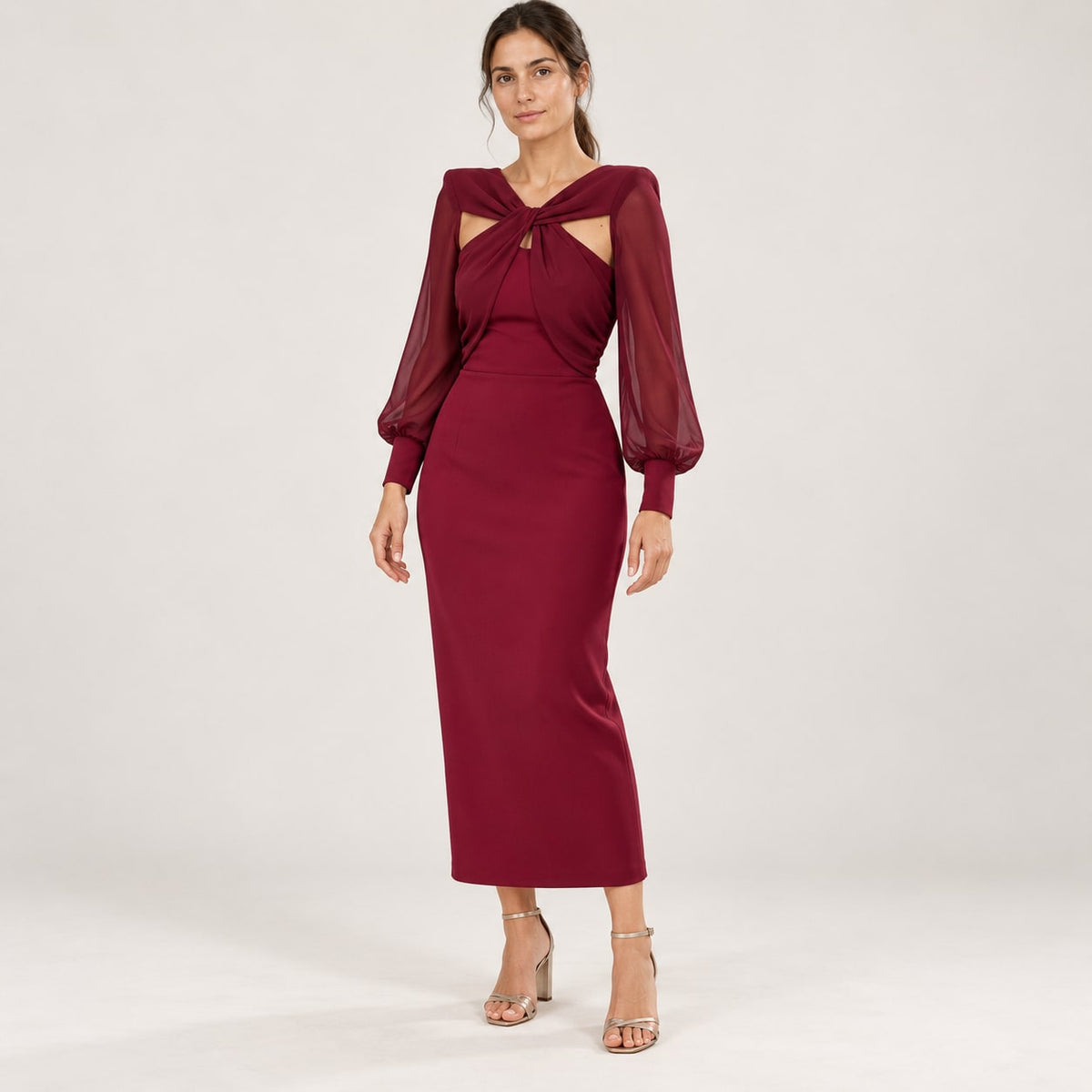 Vestido burdeos largo entallado con escote anudado, cuerpo entero