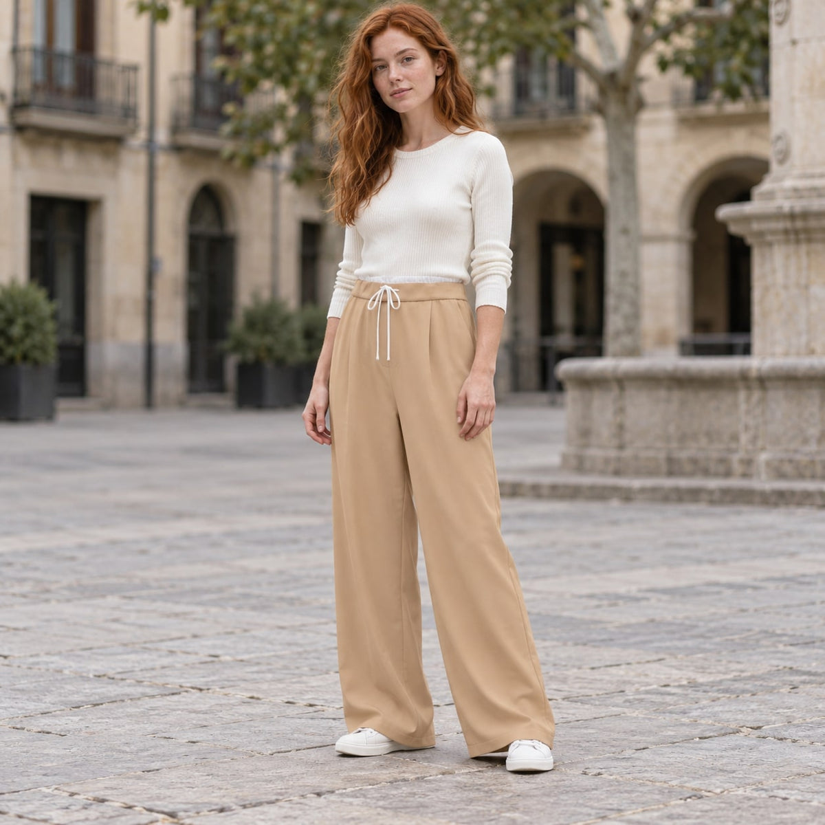 Pantalón ancho recto caqui para mujer en look de otoño