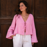 Blusa de lazos rosa, portada