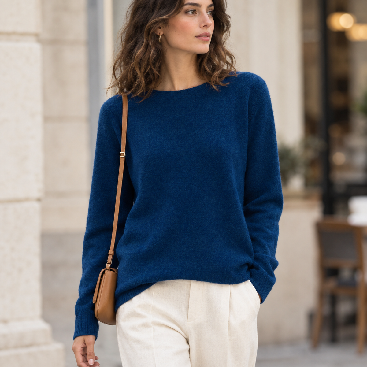 Jersey de punto fino tacto lana cuello redondo color azul noche para mujer